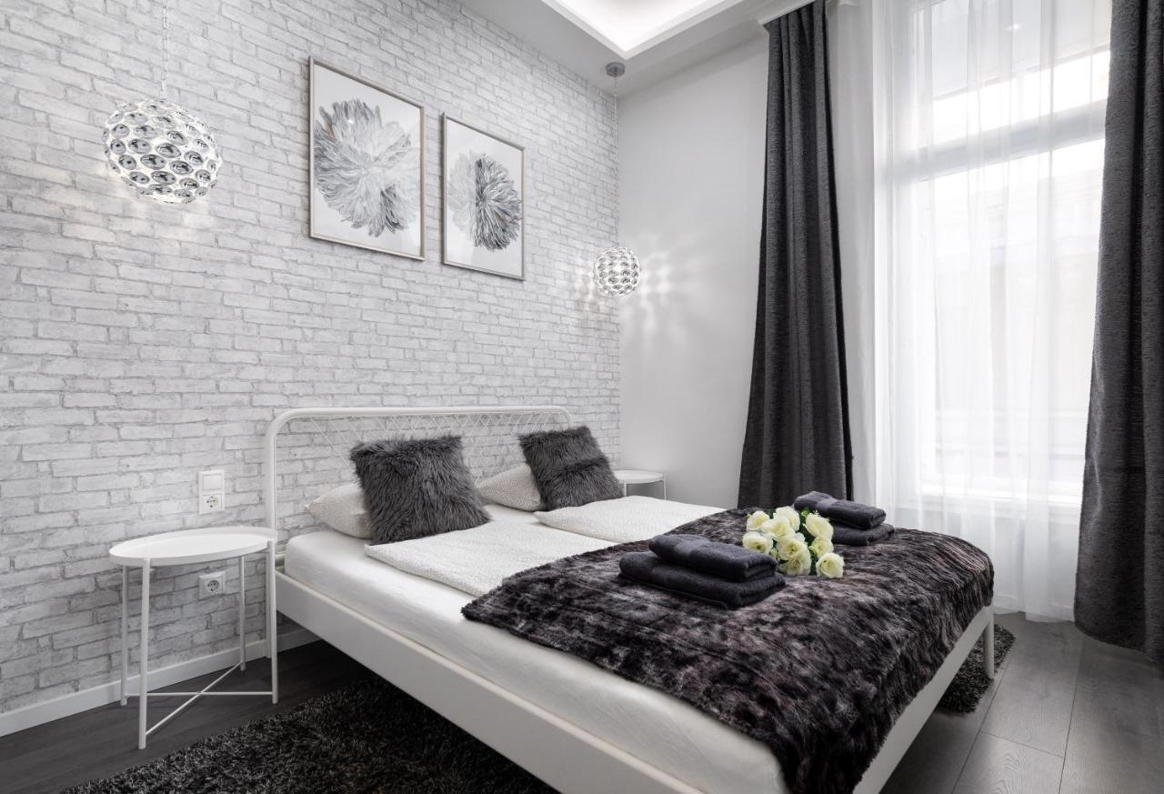 Vp12 Apartments Budapest Bagian luar foto