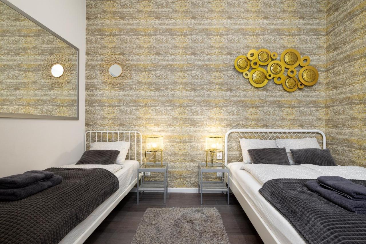 Vp12 Apartments Budapest Bagian luar foto