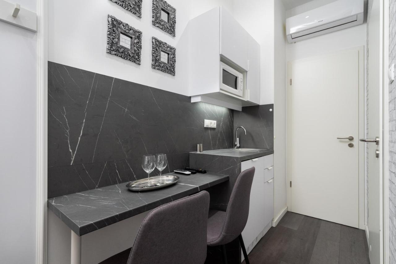 Vp12 Apartments Budapest Bagian luar foto