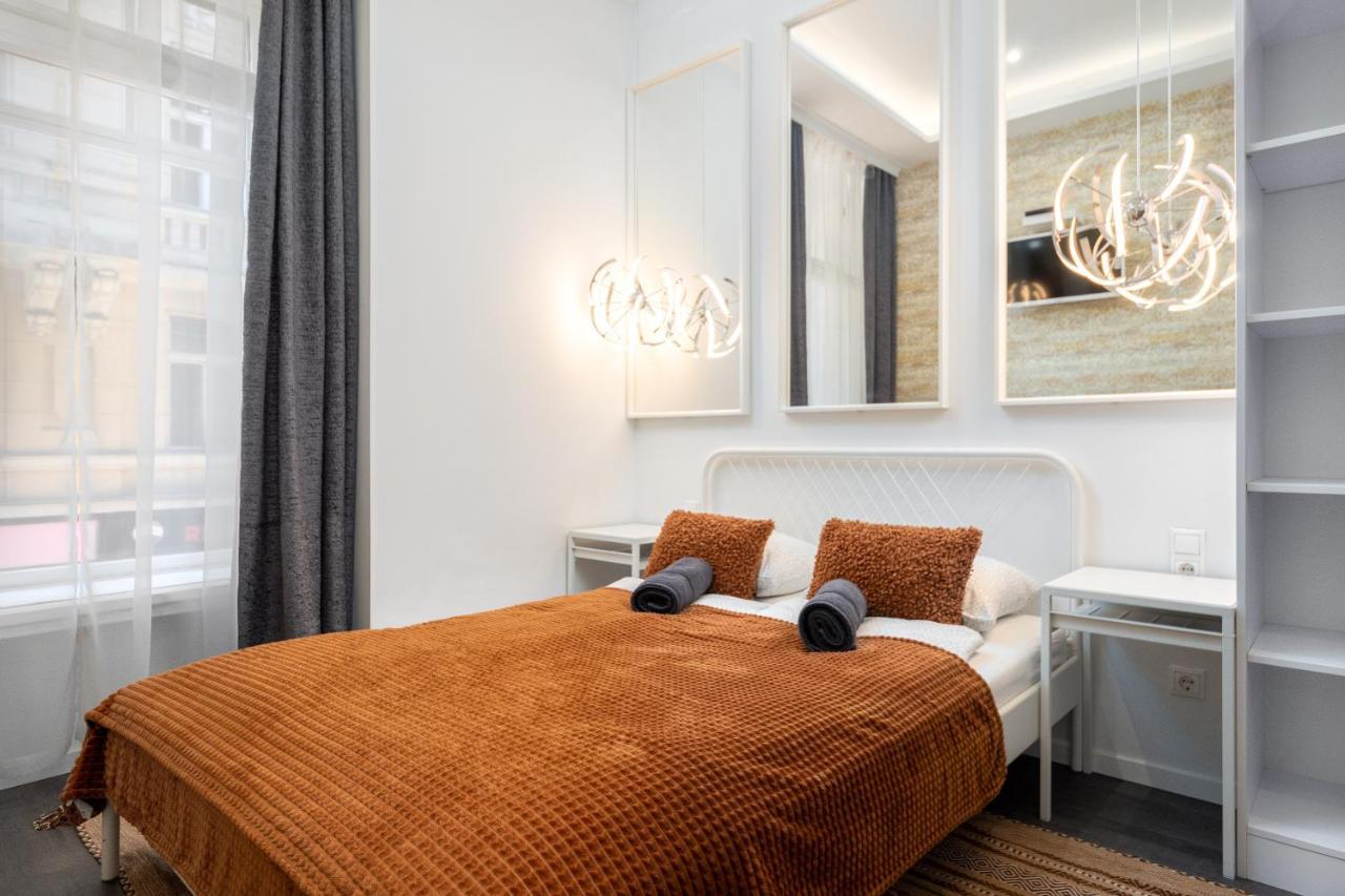 Vp12 Apartments Budapest Bagian luar foto
